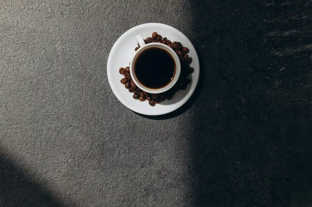 میزان کافئین علی کافه